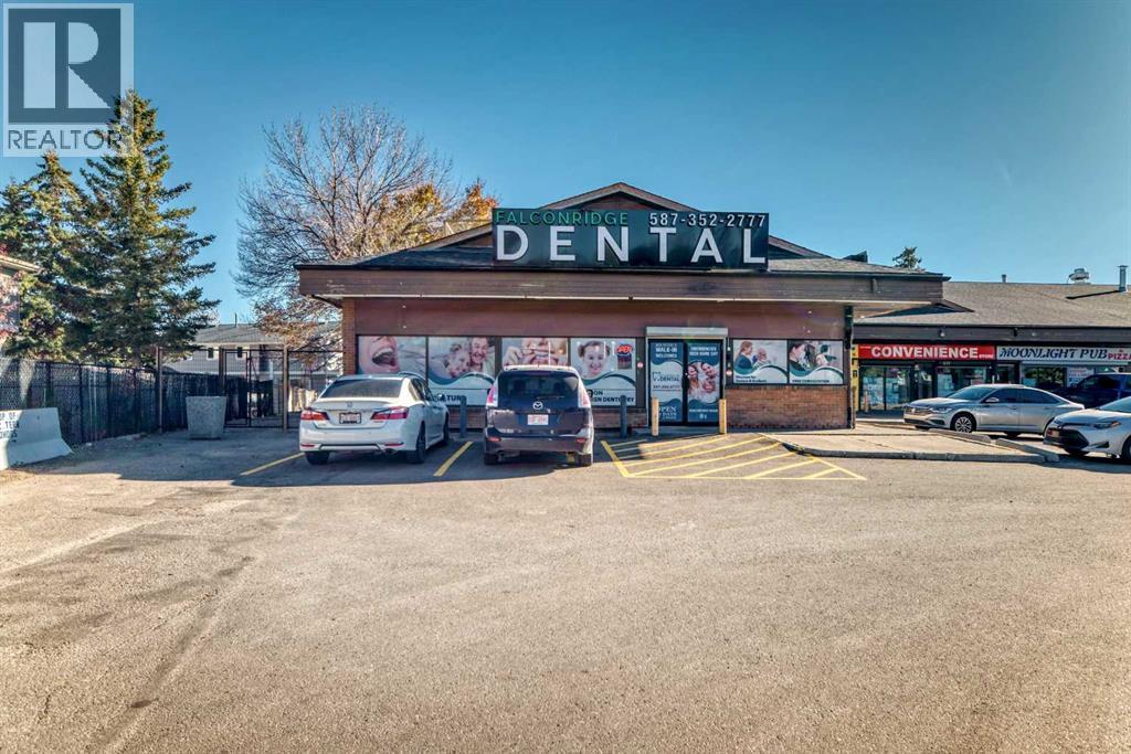 Single Family House for Sale in  Falshire Way NE Falconridge Calgary 