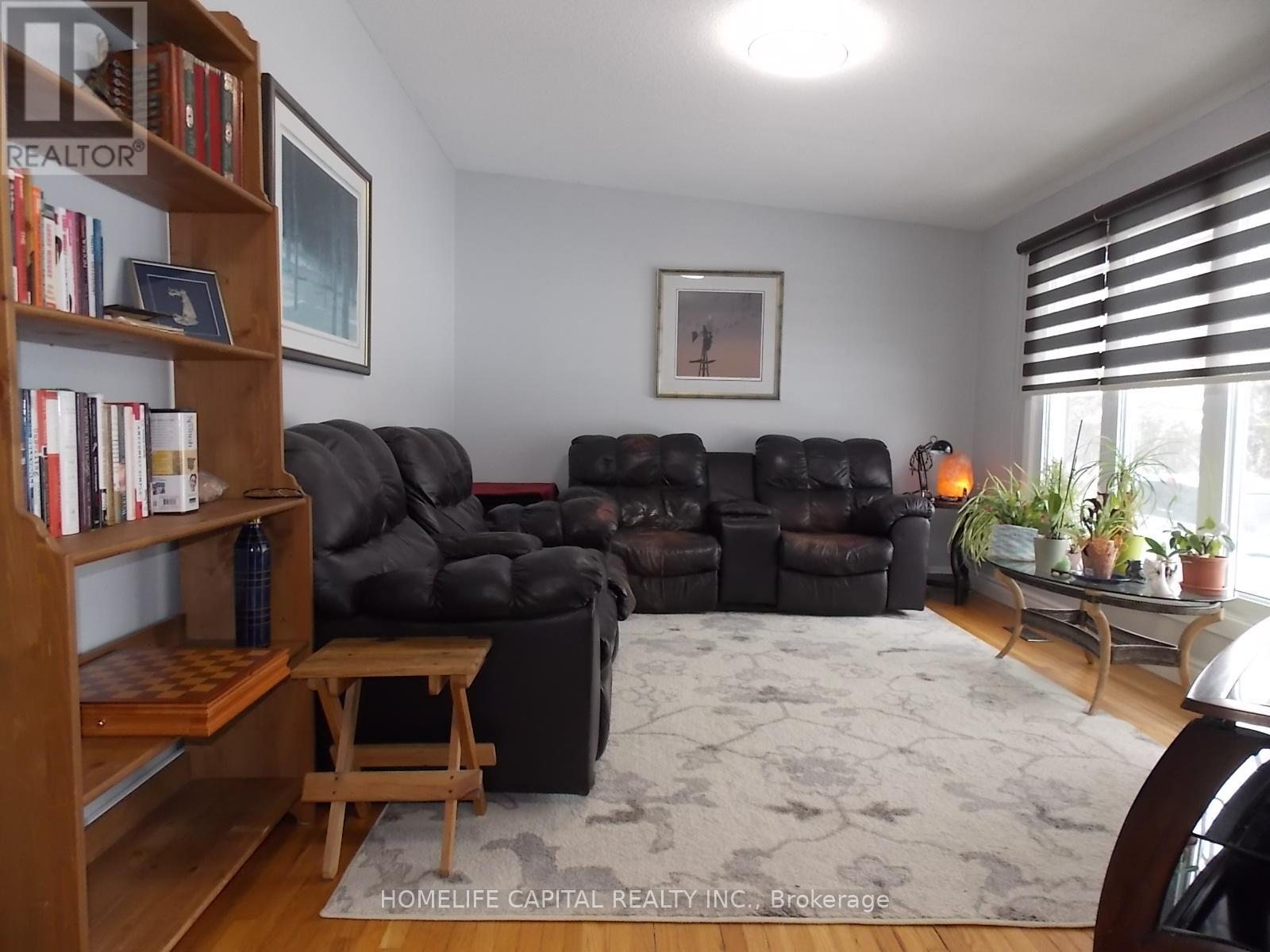 2515 GRAVELLE CRESCENT - 6