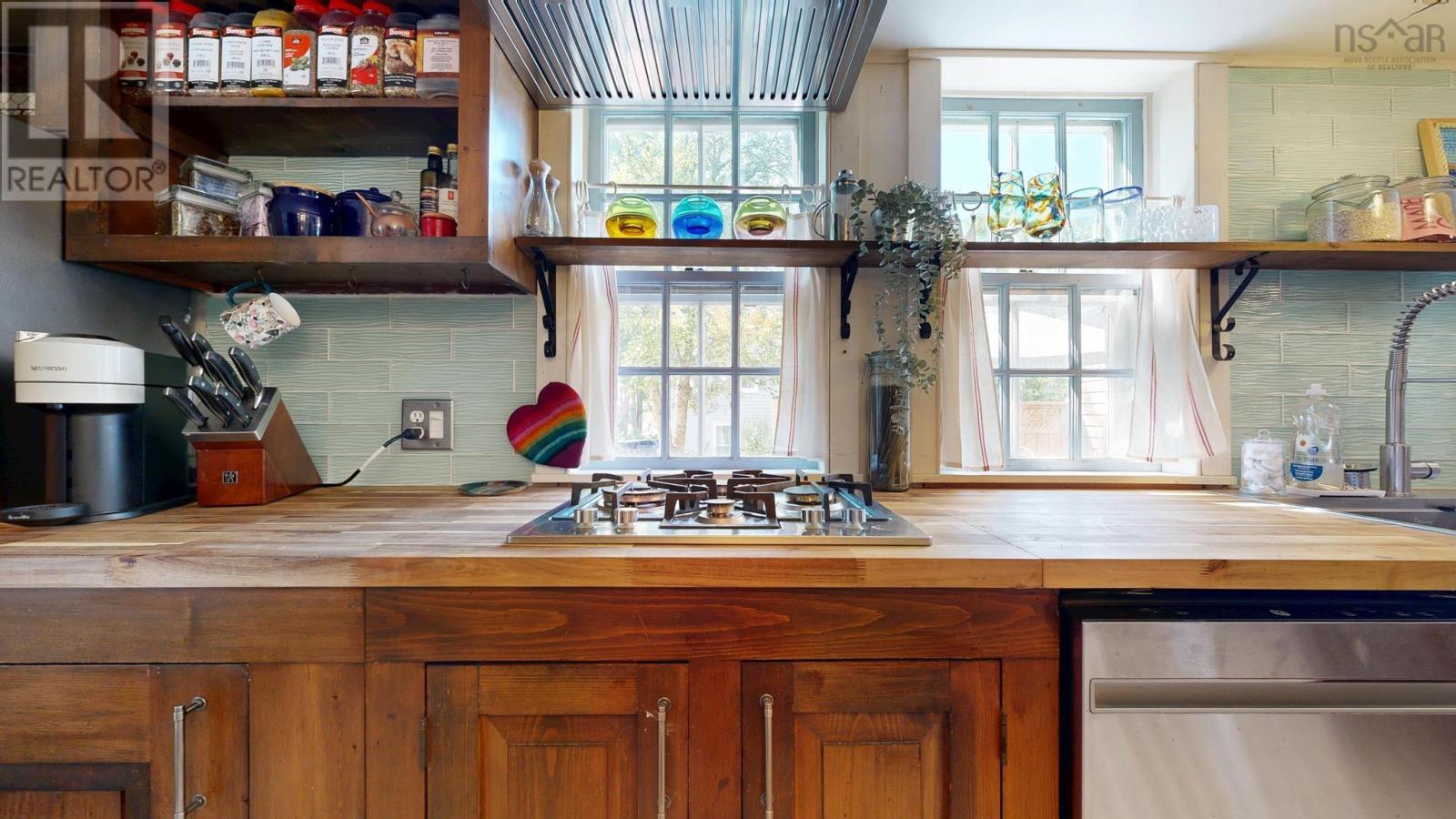 Property 1 of 50 of 17 George Street