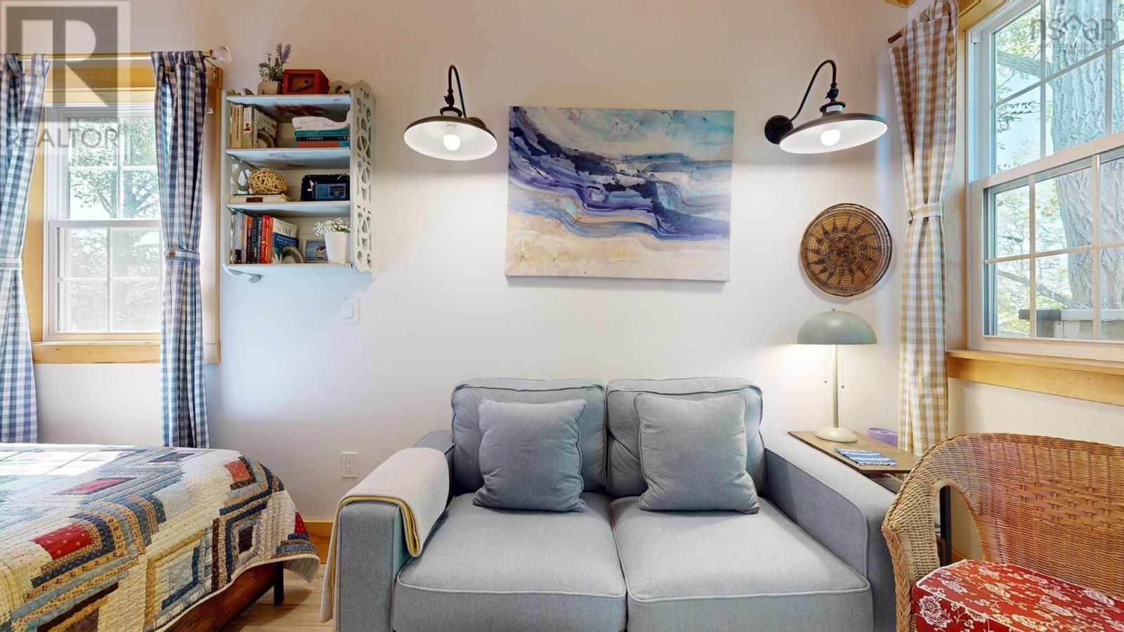 Property 27 of 50 of 17 George Street