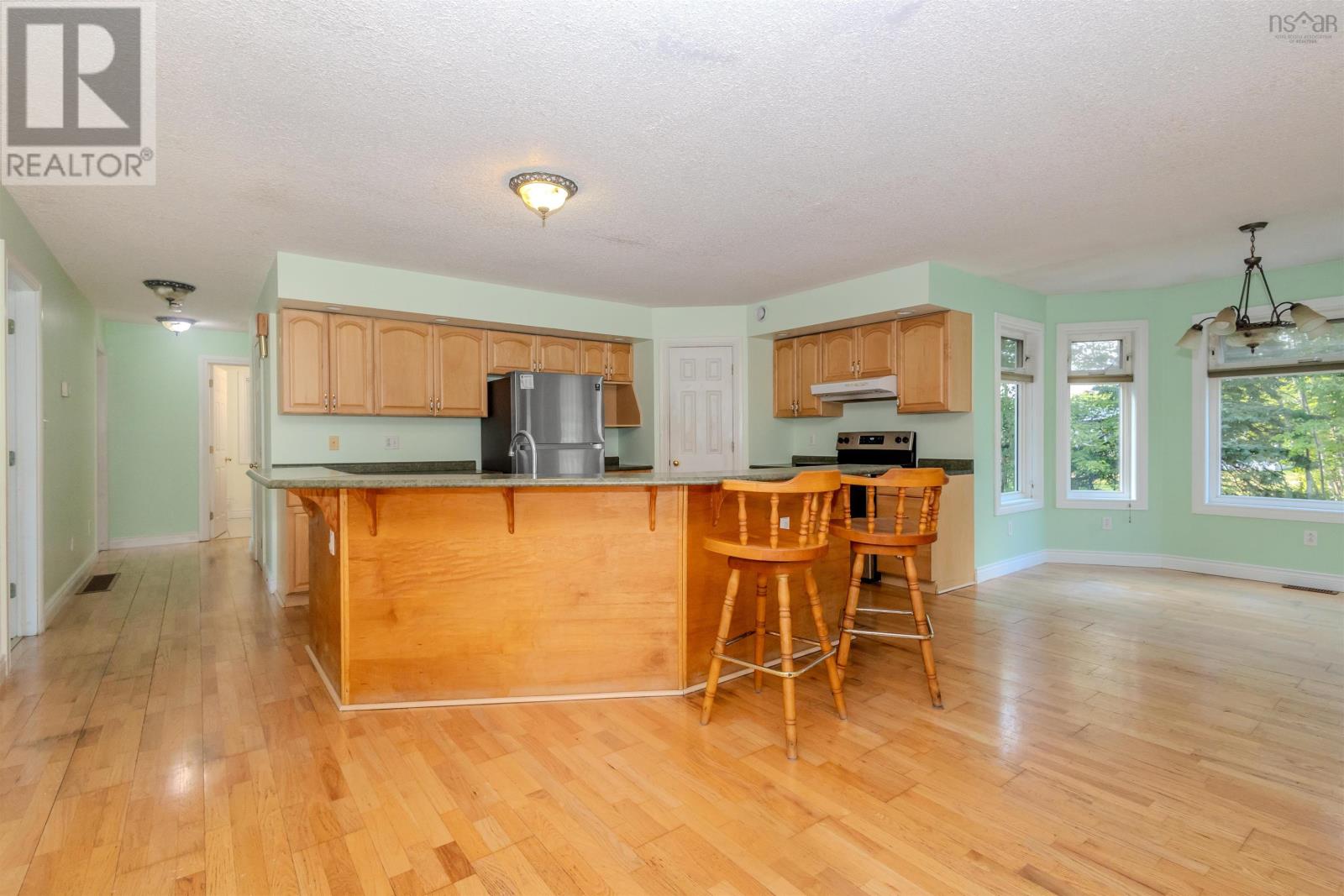 Property 24 of 33 of 41 Franklyn Drive