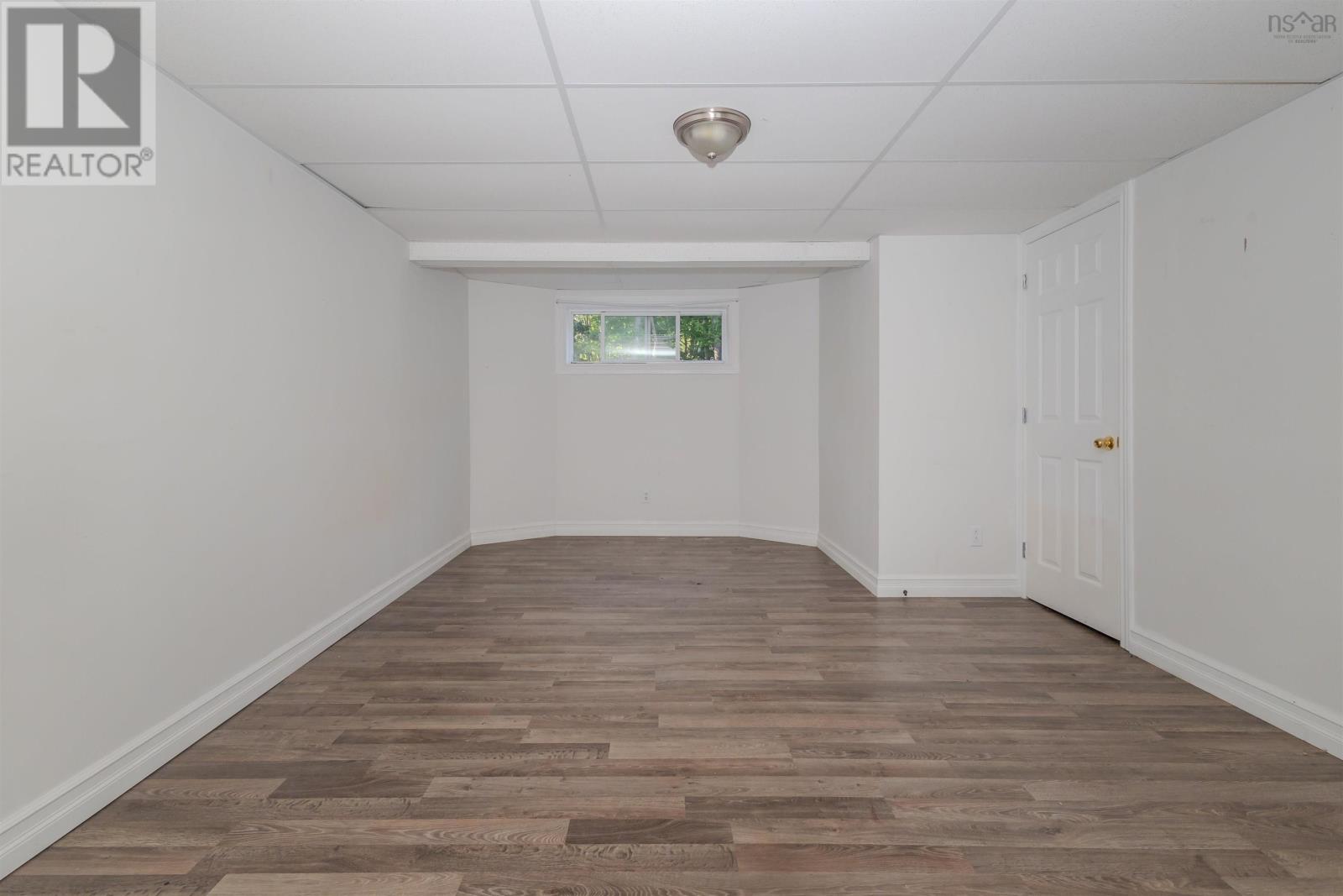 Property 4 of 33 of 41 Franklyn Drive