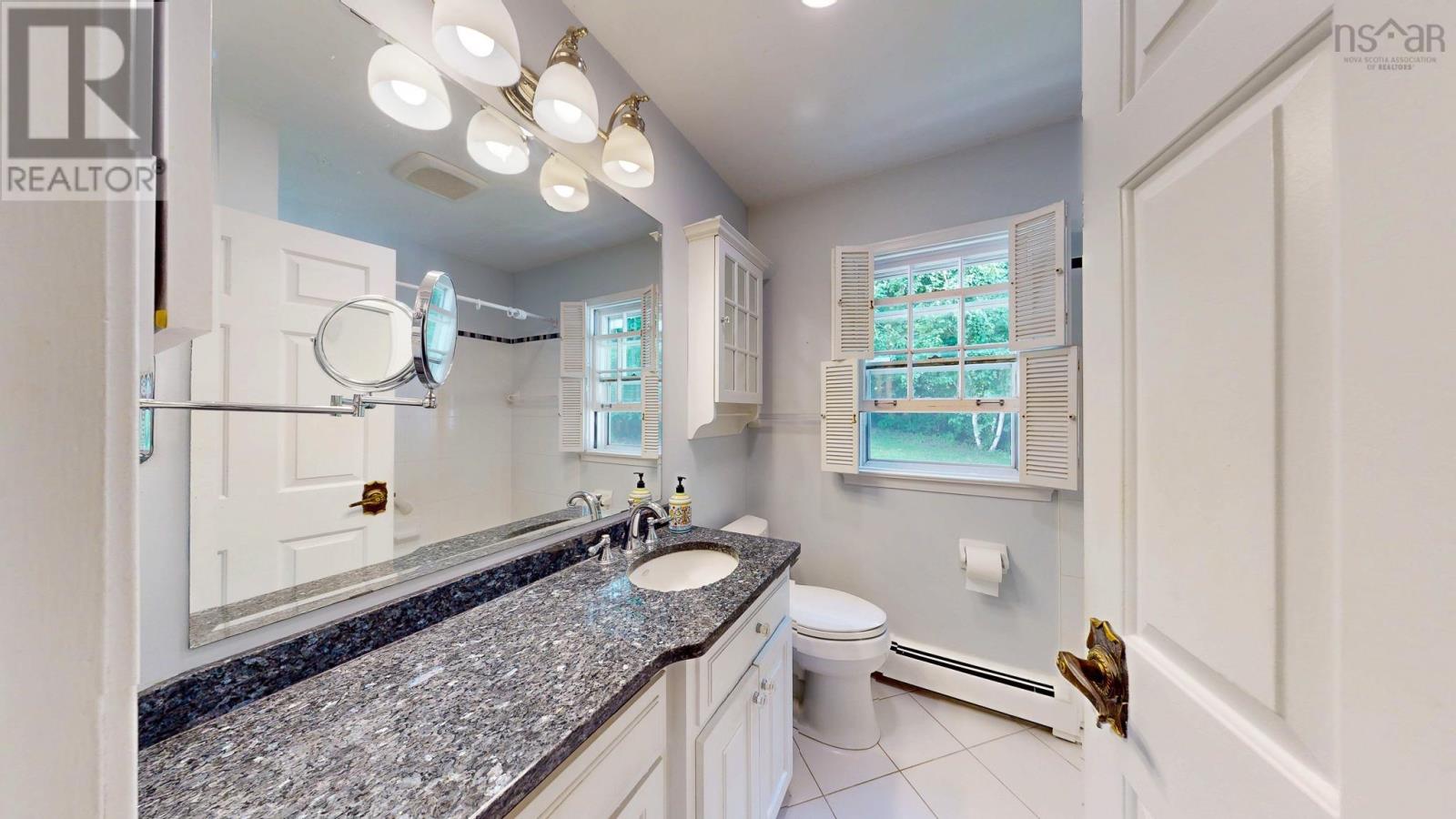 Property 15 of 49 of 32 Fielding Avenue