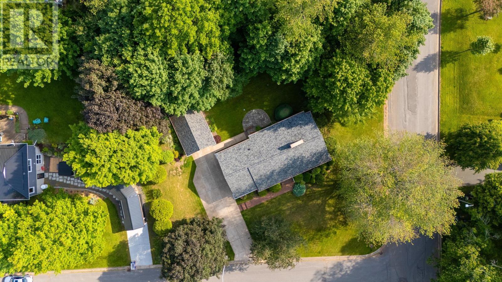 Property 25 of 49 of 32 Fielding Avenue