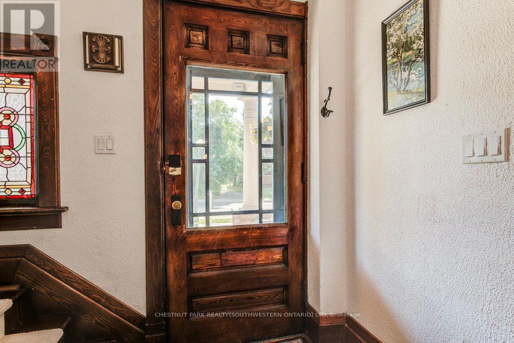 350 QUEEN STREET S - Photo 4 of 50, Kitchener, Ontario