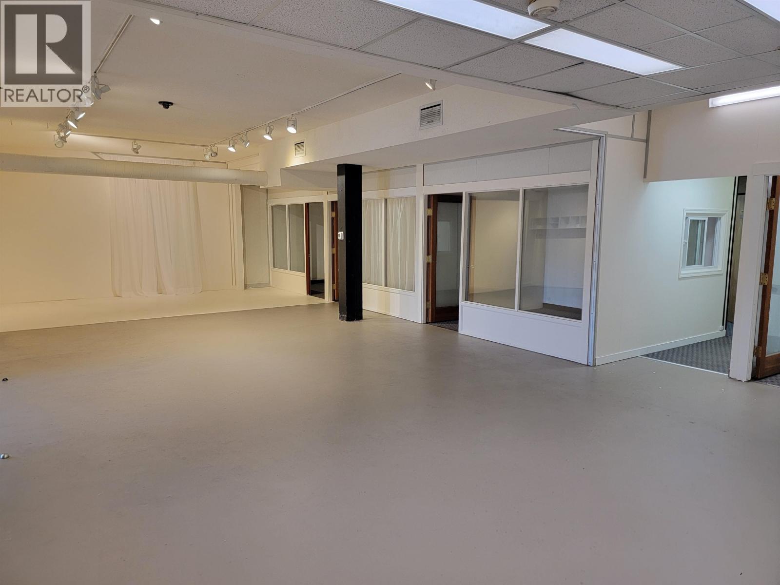 3815-3875 15TH AVENUE - 6