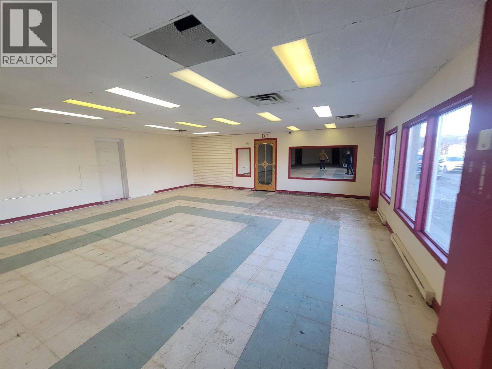 3815-3875 15TH AVENUE - 13