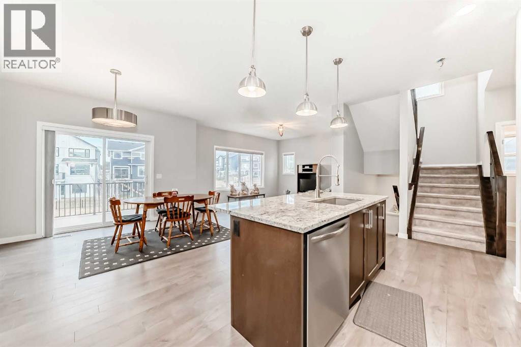 151 Sundown Way, Cochrane