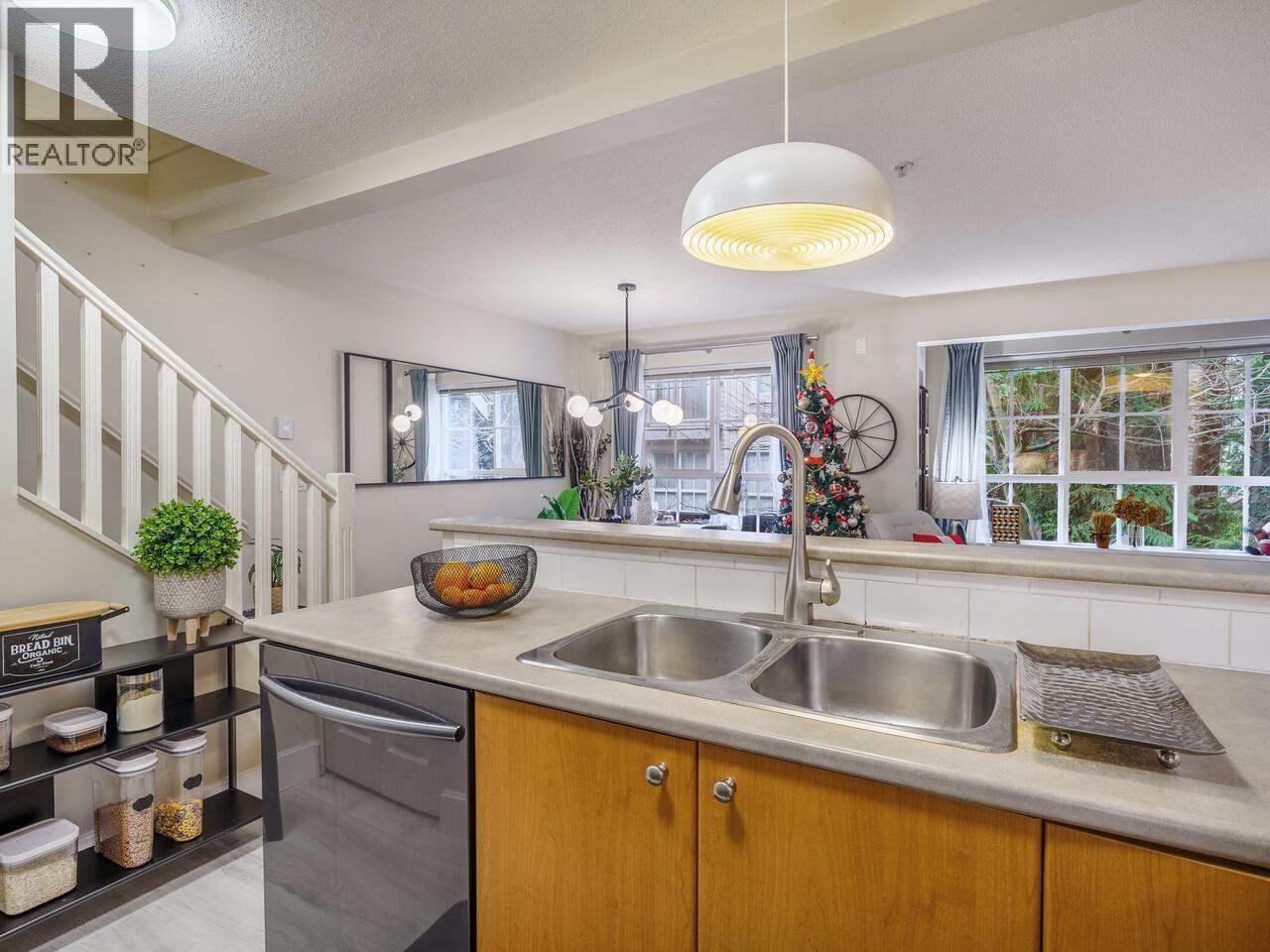 14 7503 18TH STREET, Burnaby