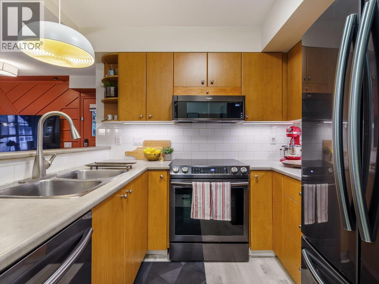 14 7503 18TH STREET, Burnaby