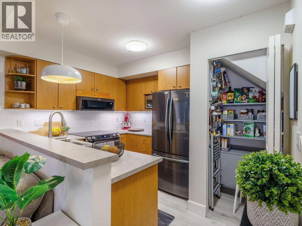 14 7503 18TH STREET, Burnaby