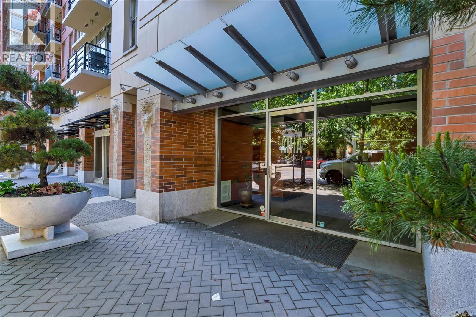 N607 737 Humboldt Street, Victoria