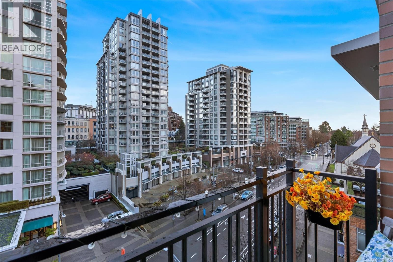 N607 737 Humboldt Street, Victoria