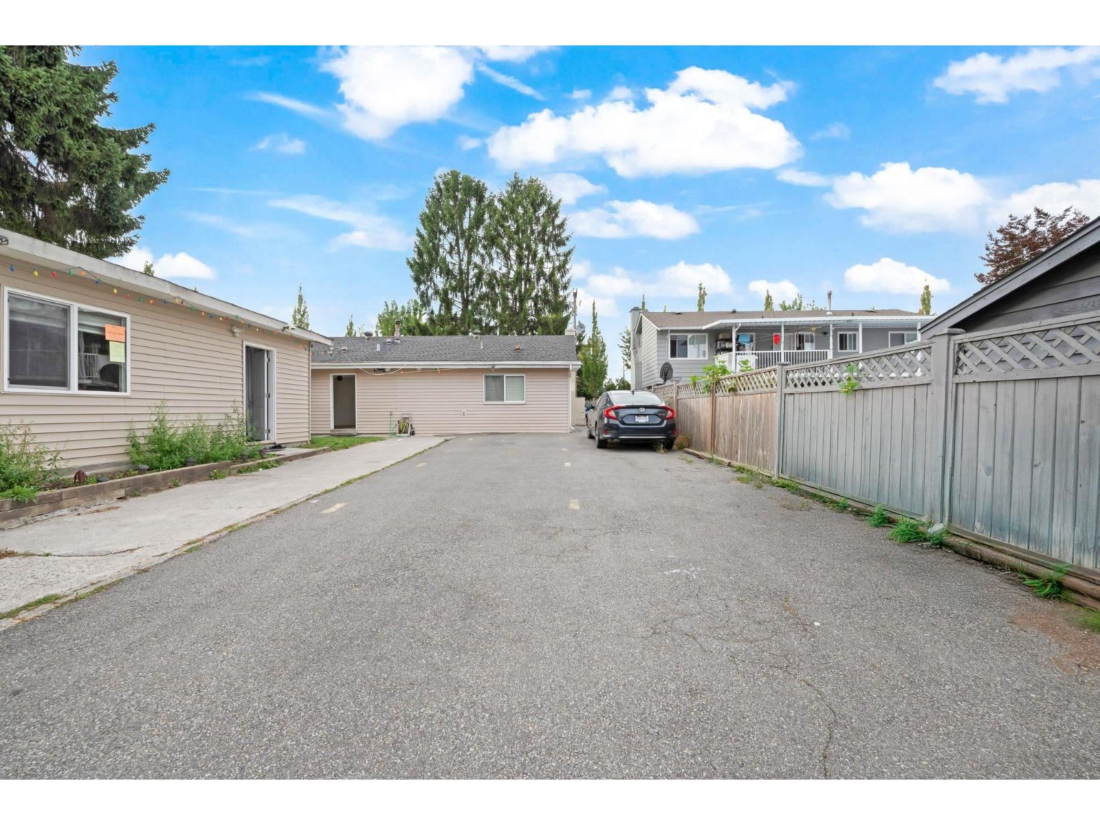 13090 72 AVENUE, Surrey