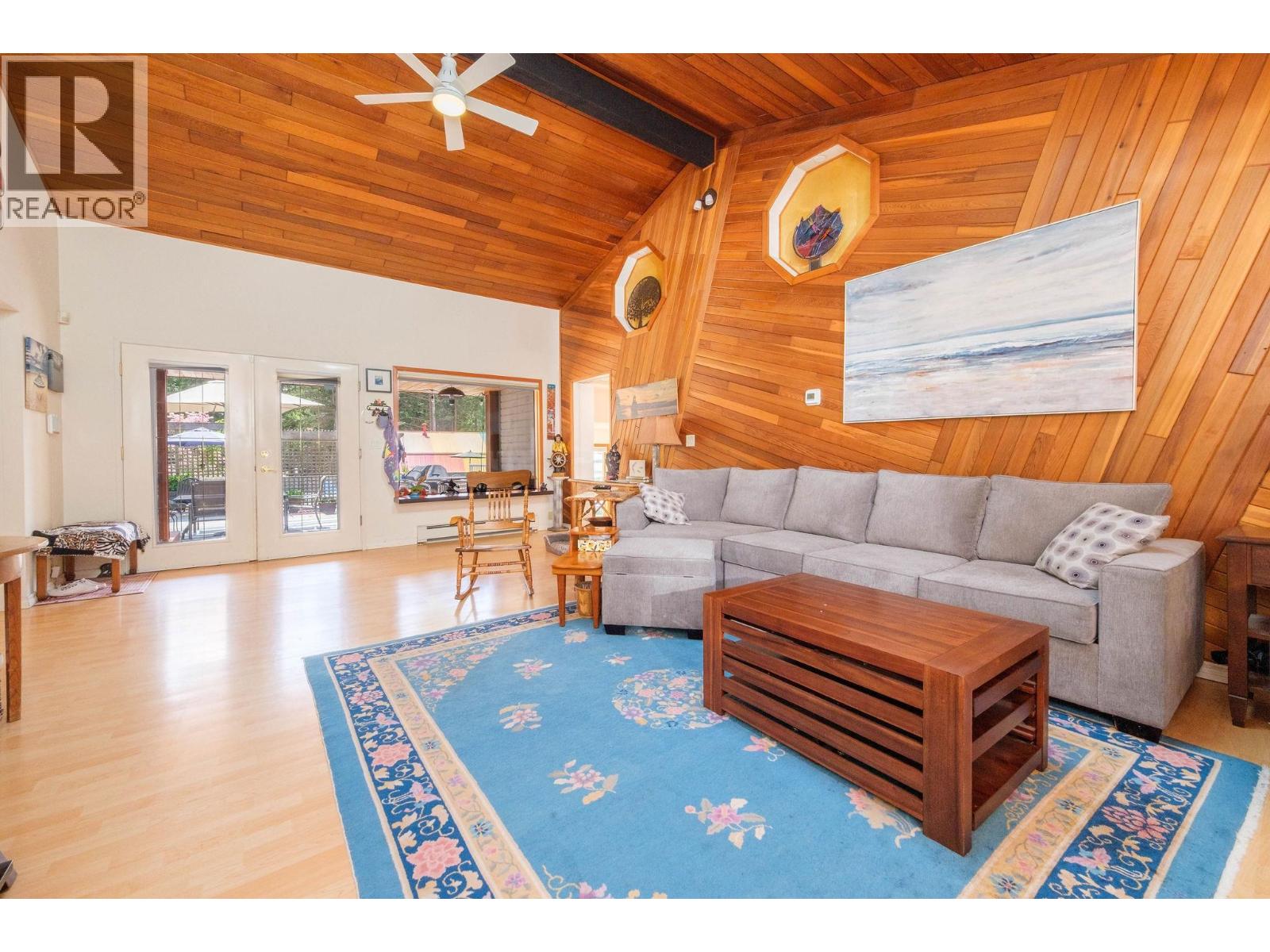 3318-42 LINWOOD ROAD, Roberts Creek