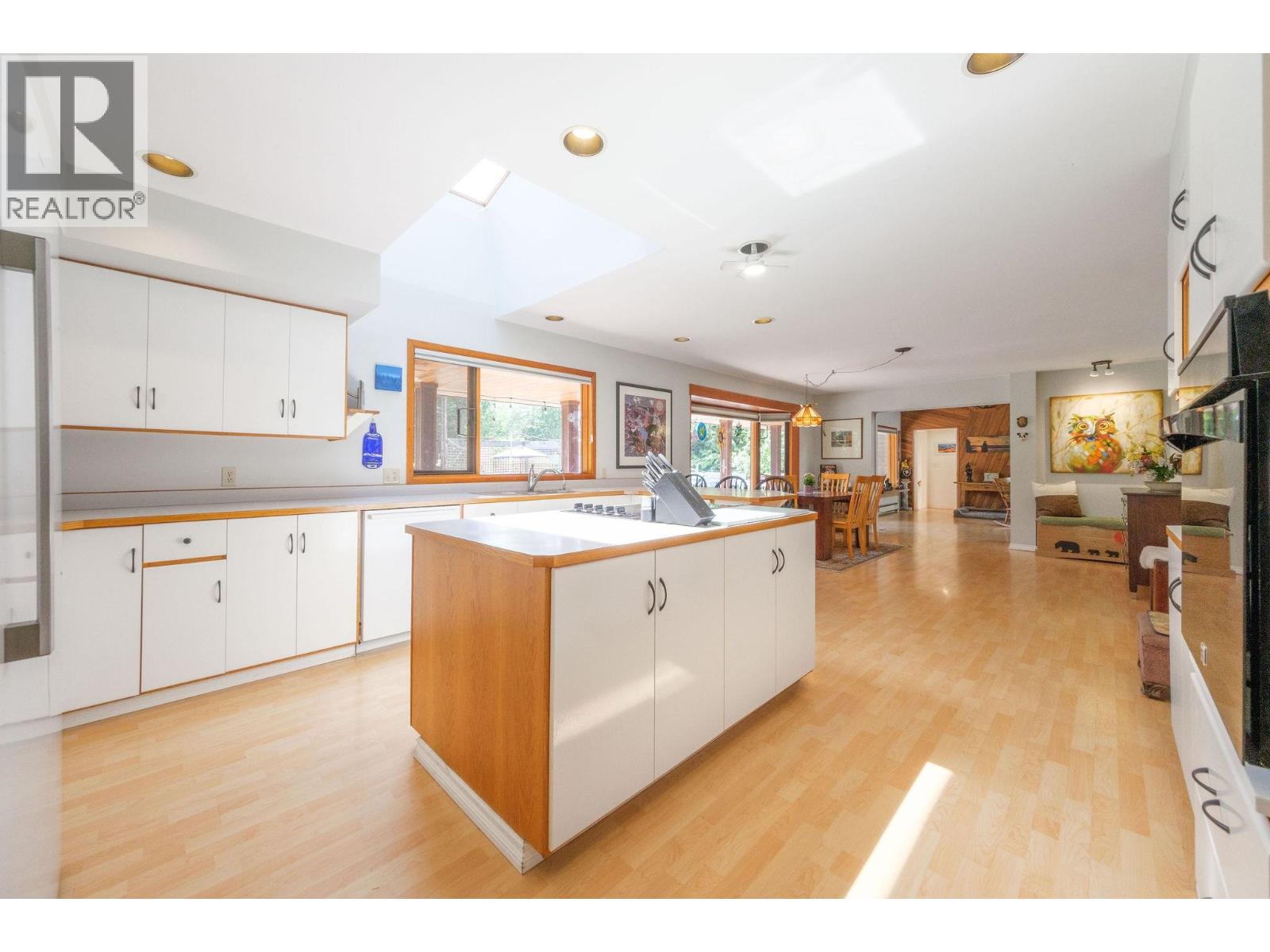 3318-42 LINWOOD ROAD, Roberts Creek