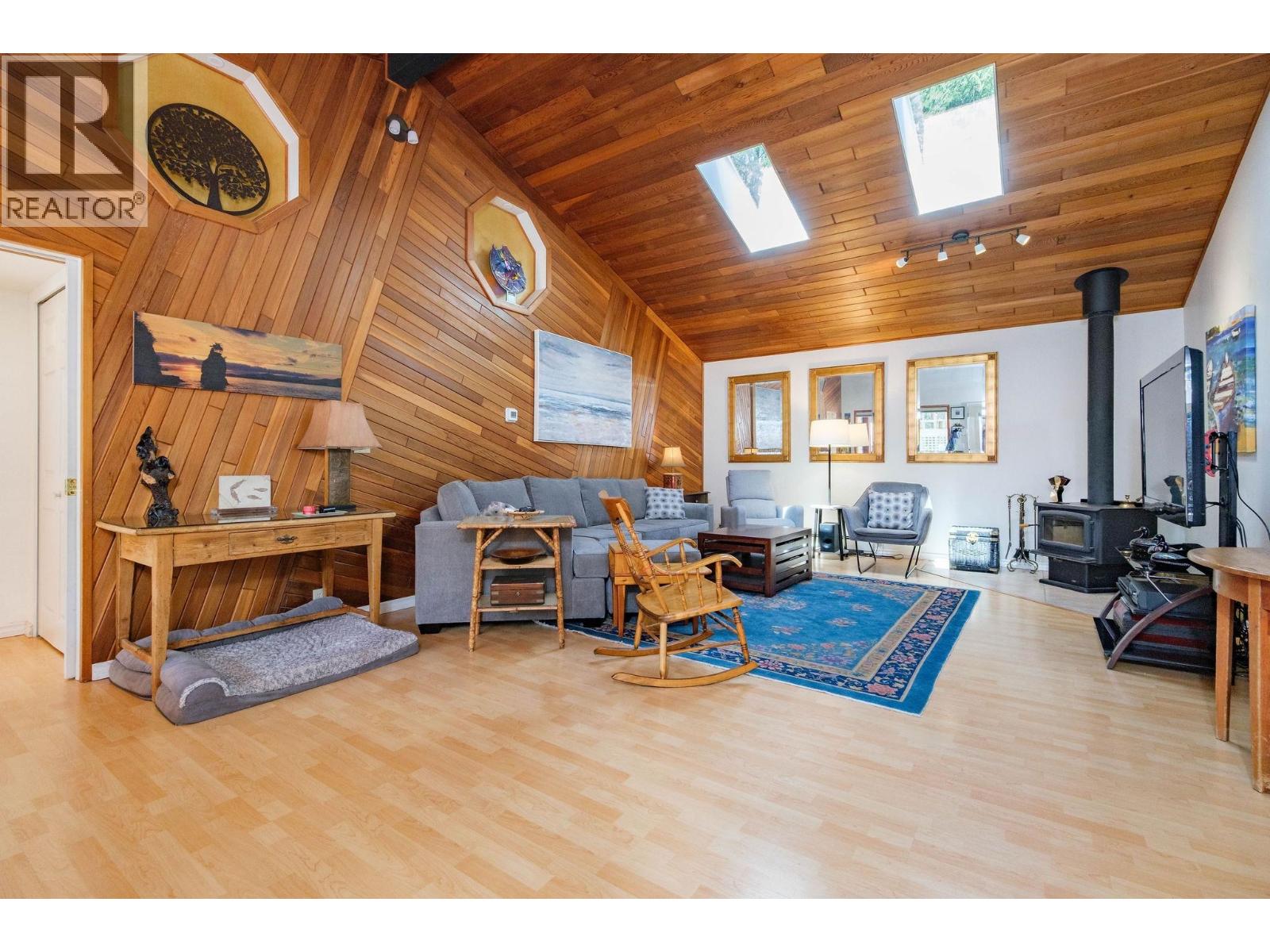 3318-42 LINWOOD ROAD, Roberts Creek