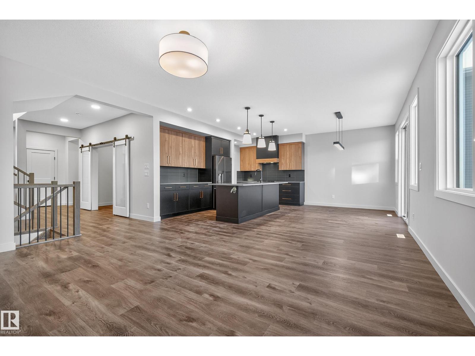 10 PRESCOTT BV, Spruce Grove