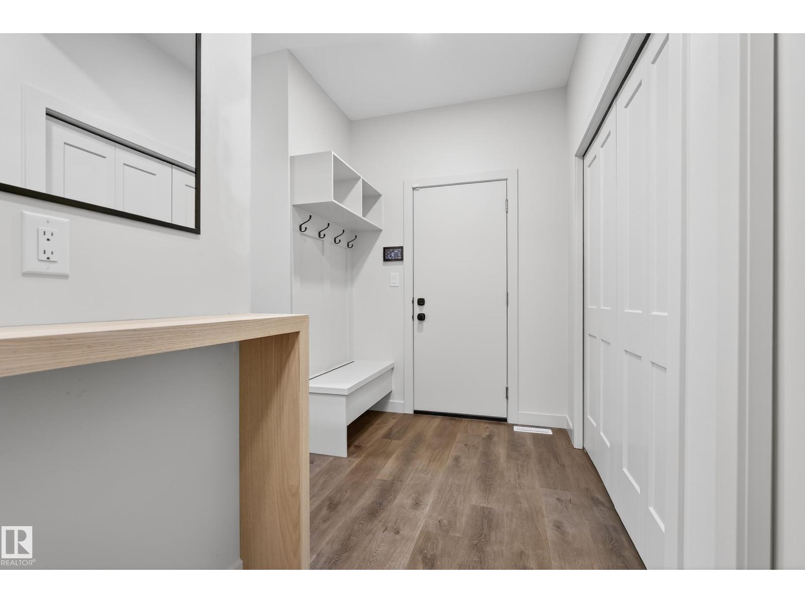 10 PRESCOTT BV, Spruce Grove