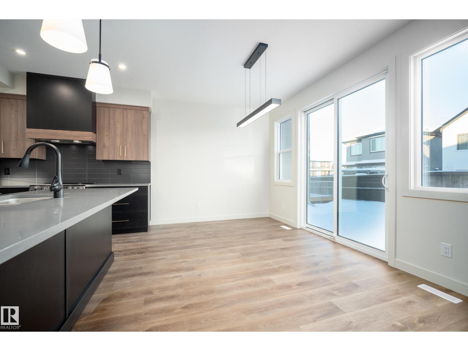 10 PRESCOTT BV, Spruce Grove