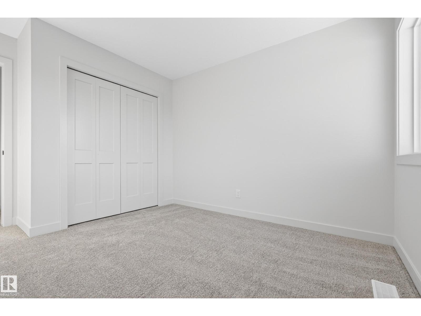 10 PRESCOTT BV, Spruce Grove