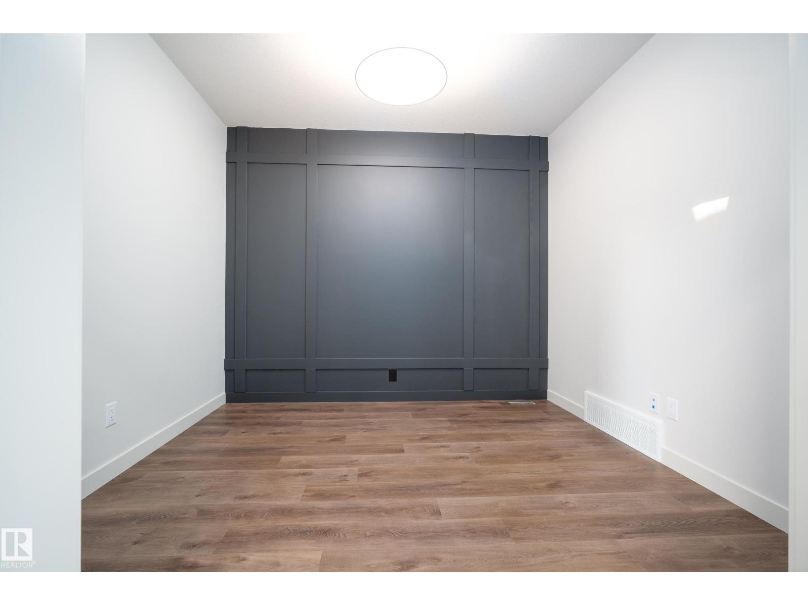 10 PRESCOTT BV, Spruce Grove