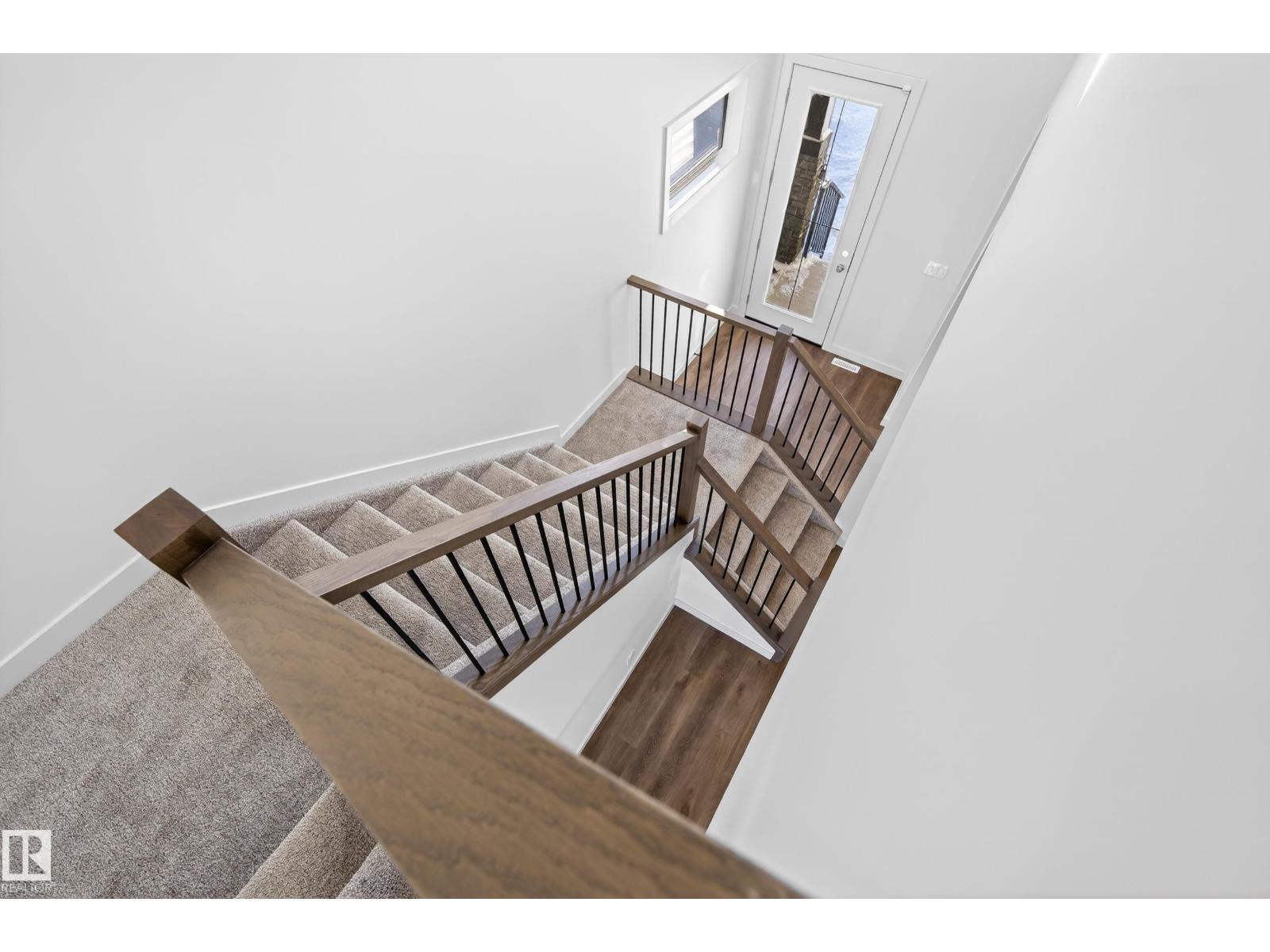 10 PRESCOTT BV, Spruce Grove