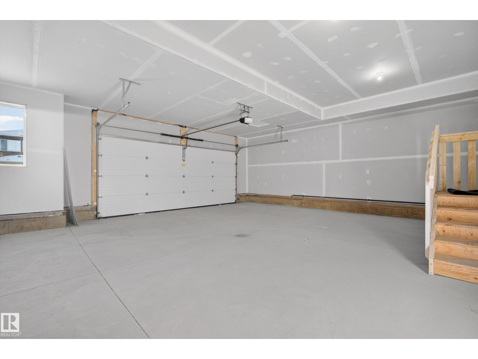 10 PRESCOTT BV, Spruce Grove