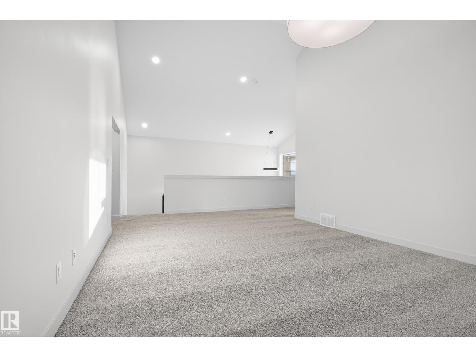 10 PRESCOTT BV, Spruce Grove