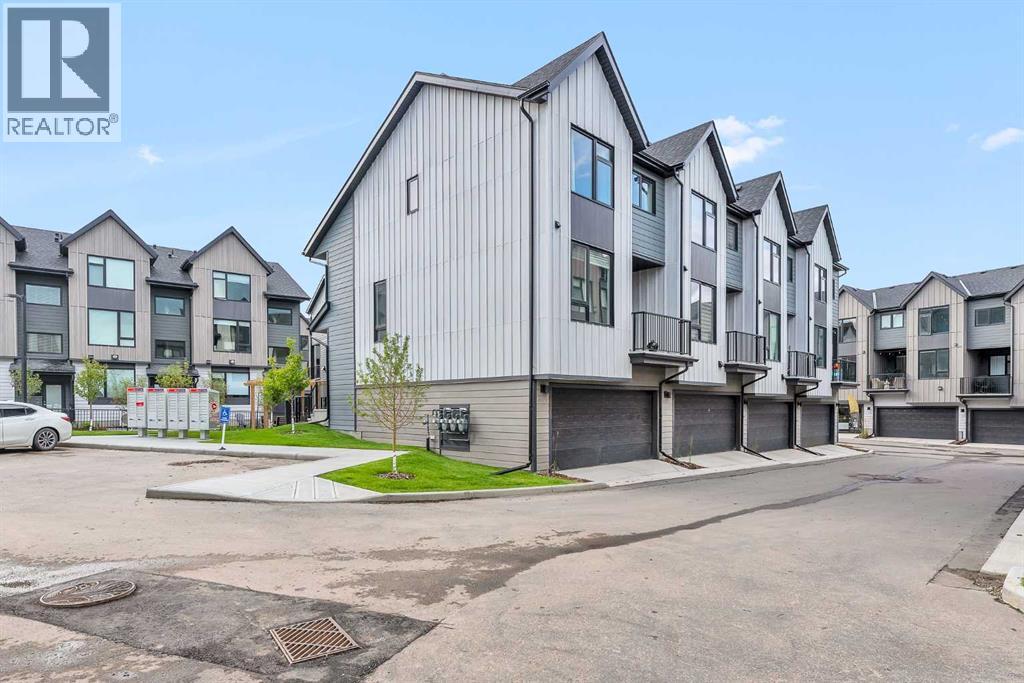 Single Family House for Sale in   Sage Hill Heights NW Sage Hill Calgary 