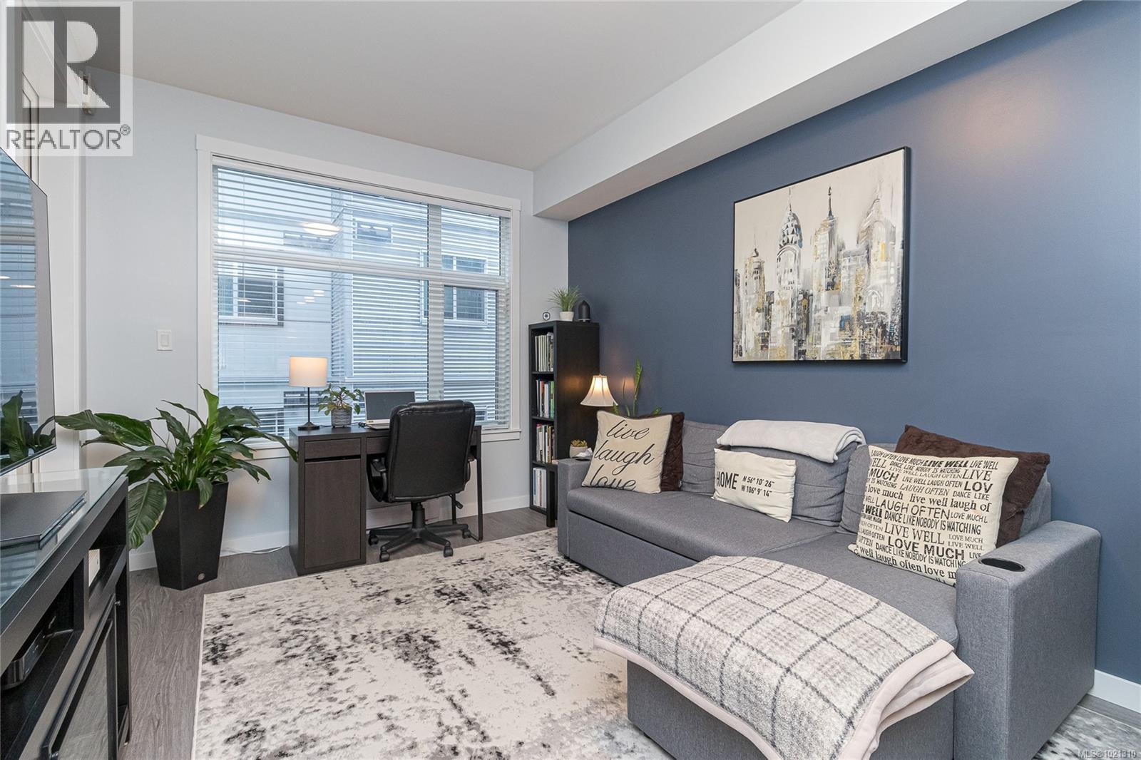 304 868 Orono Avenue, Langford