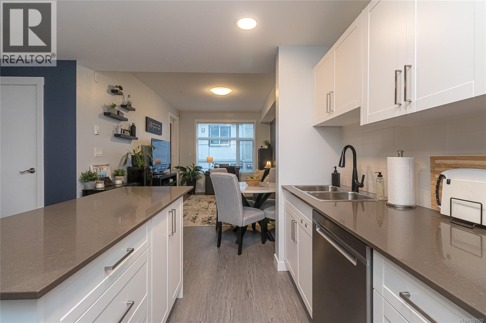 304 868 Orono Avenue, Langford