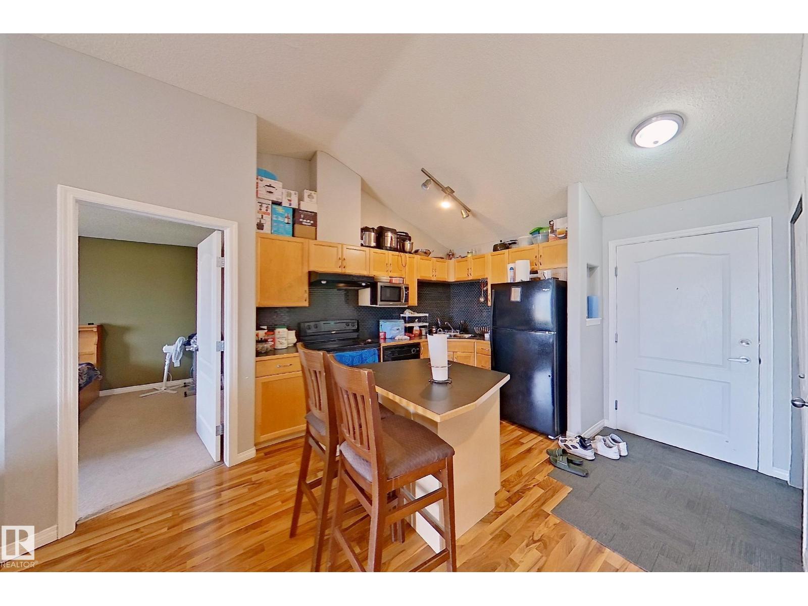 #418 3425 19 ST NW, Edmonton