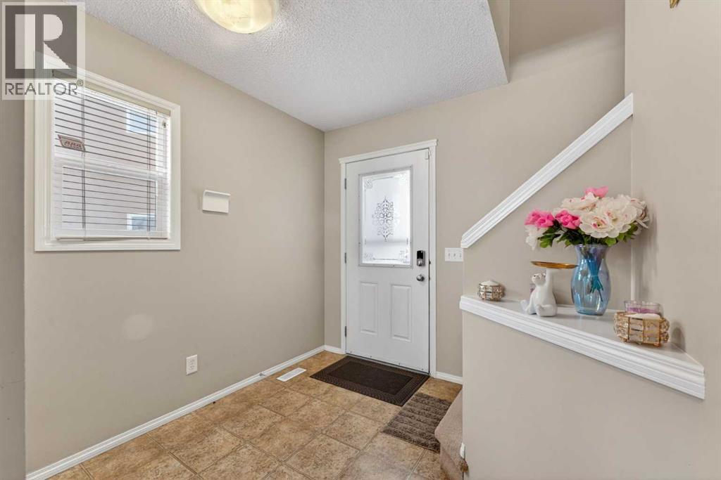 Single Family House for Sale in  Saddlecrest Crescent NE Saddle Ridge Calgary 