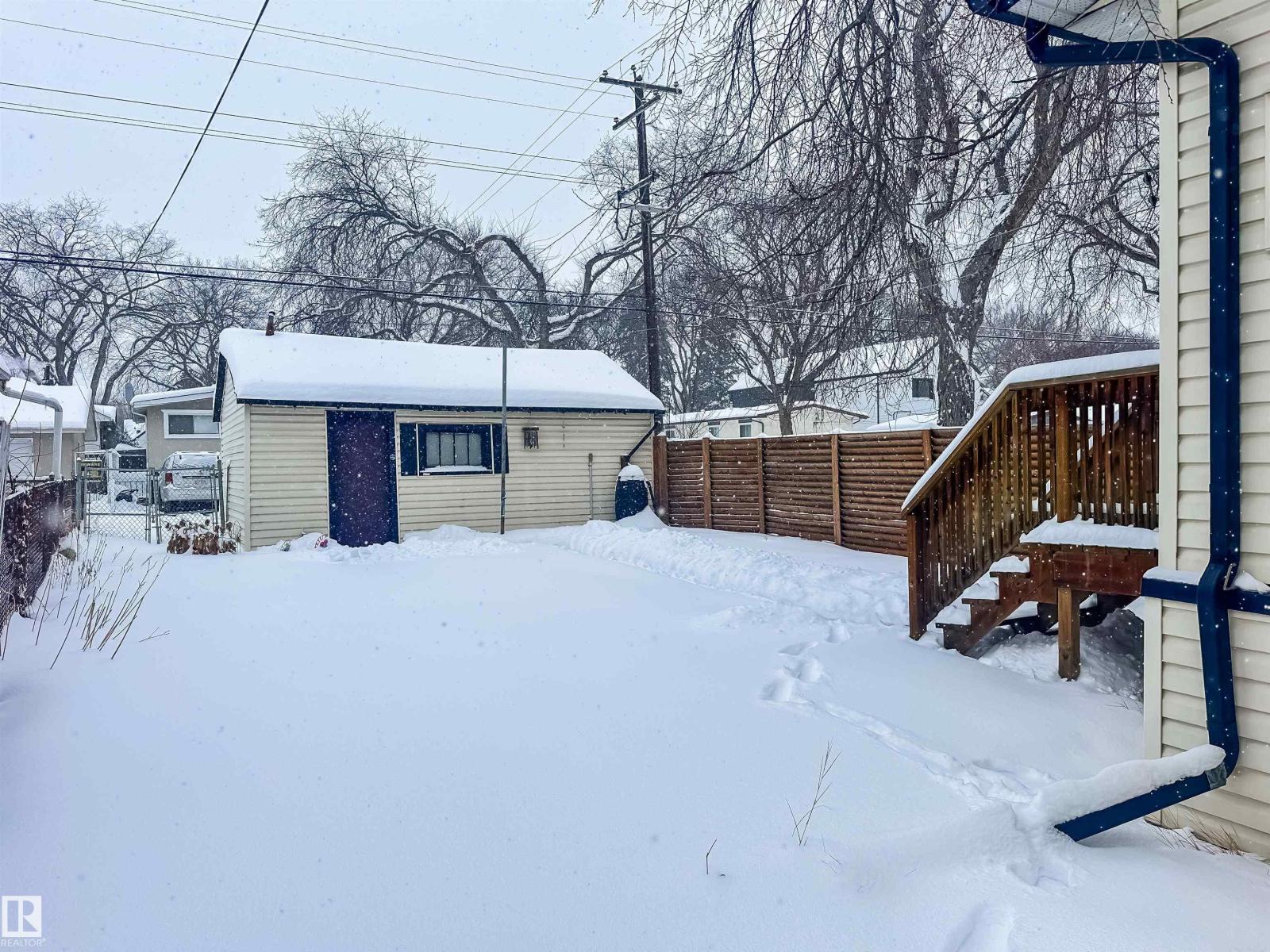 11548 89 ST NW, Edmonton