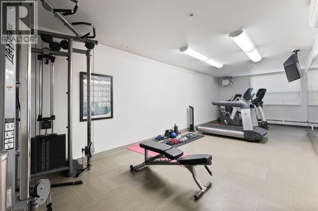 Single Family House for Sale in    Street NE Renfrew Calgary 