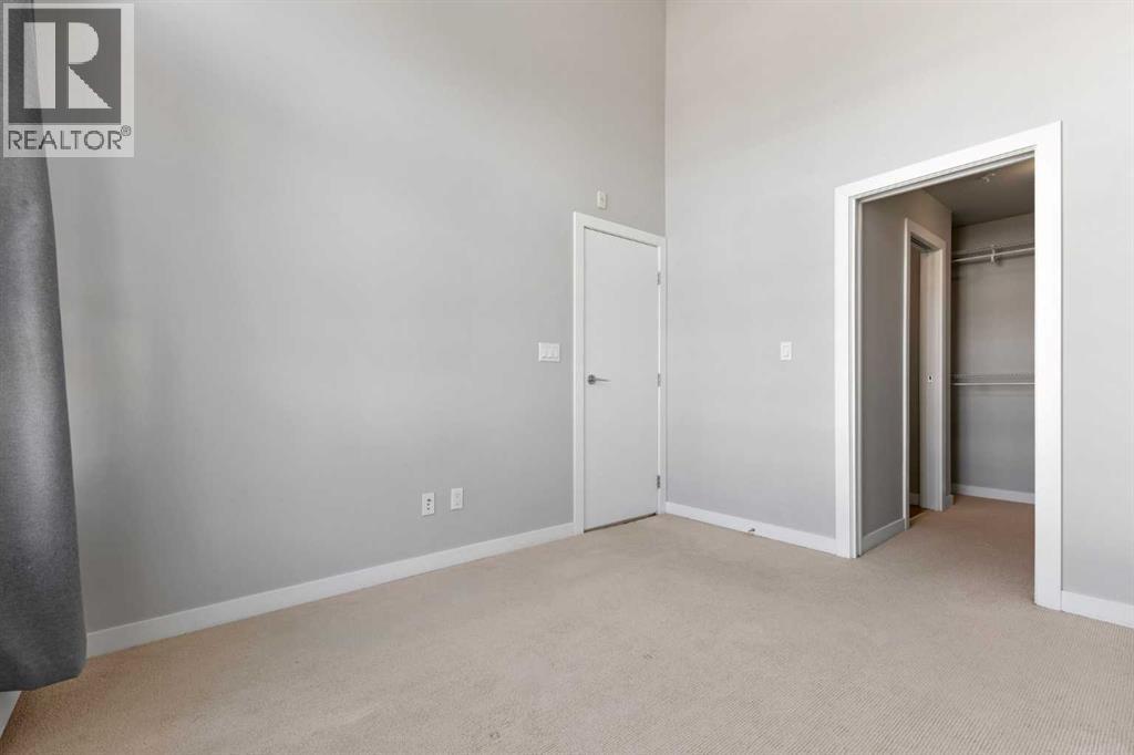 Single Family House for Sale in    Street NE Renfrew Calgary 