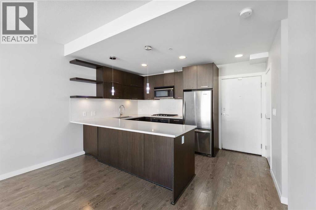 Single Family House for Sale in    Street NE Renfrew Calgary 