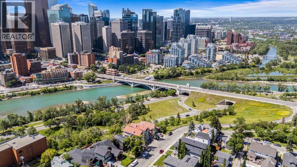 Single Family House for Sale in    Street NE Renfrew Calgary 