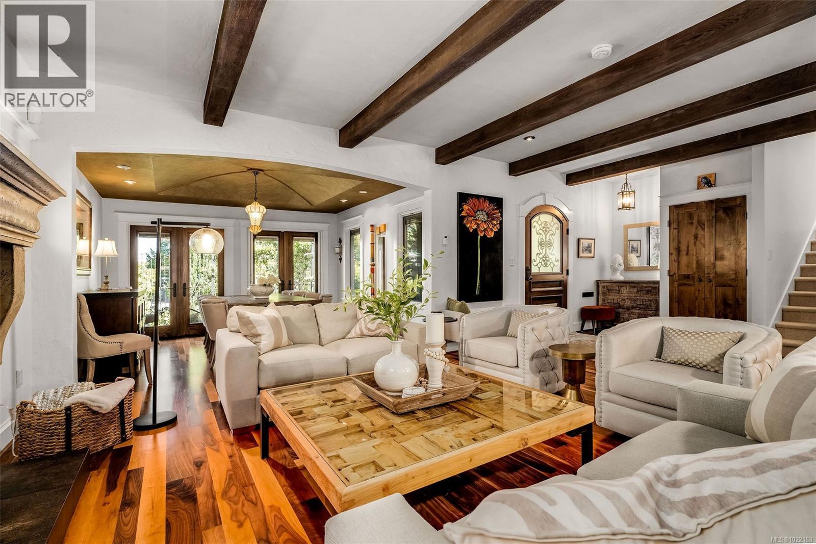 5388 Parker Ave, Saanich