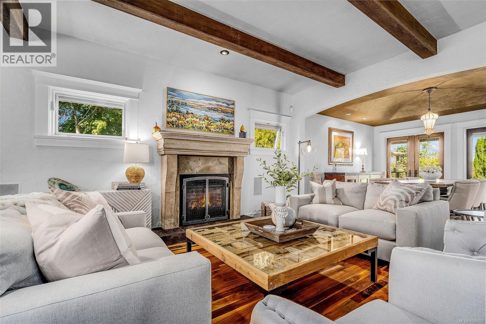 5388 Parker Ave, Saanich