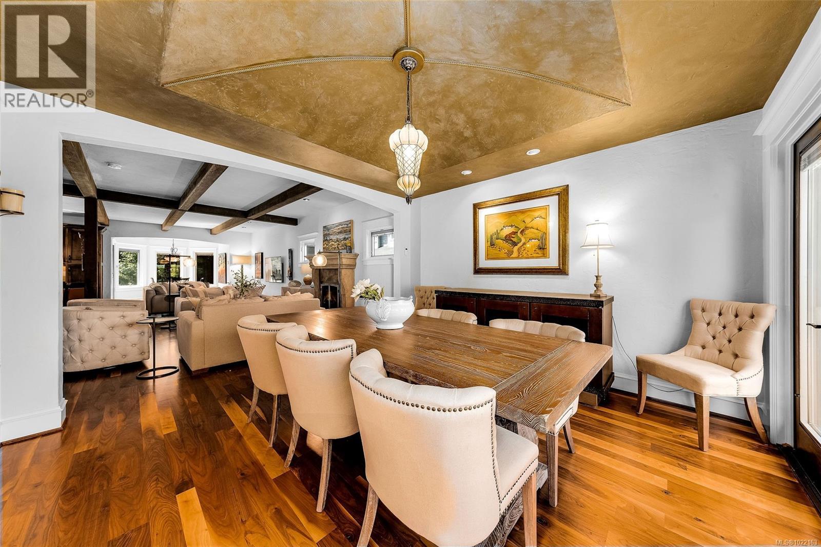 5388 Parker Ave, Saanich