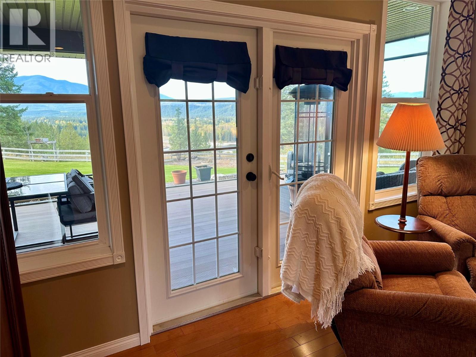503 Wardner Fort Steele Road - 33