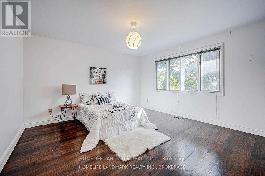 44 FRONTENAC AVENUE - 22