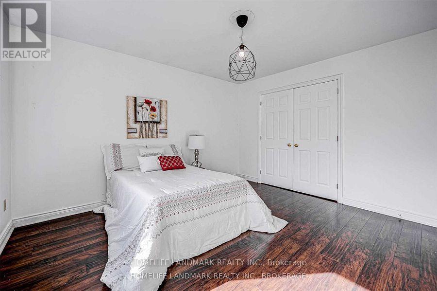 44 FRONTENAC AVENUE - 27