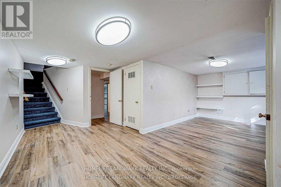 44 FRONTENAC AVENUE - 34