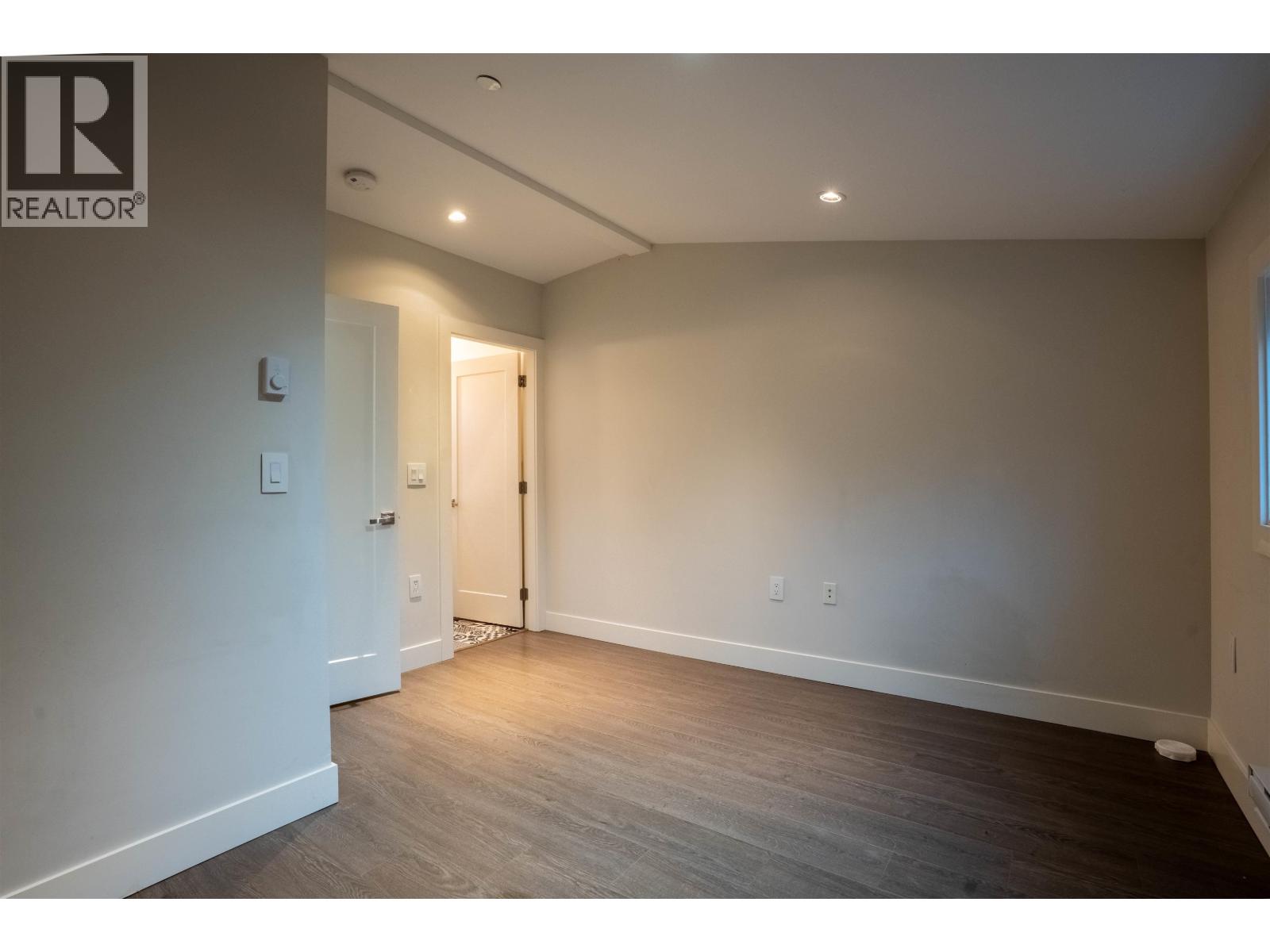 1895 W 60TH AVENUE, West Vancouver