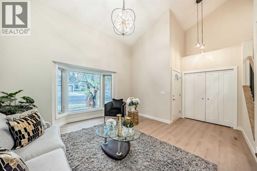 Single Family House for Sale in  Shawnessy Drive SW Shawnessy Calgary 