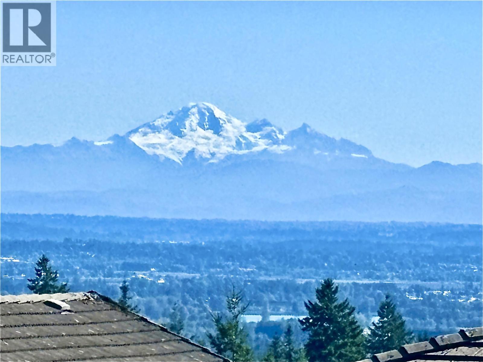 3035 MAPLEWOOD COURT, Coquitlam