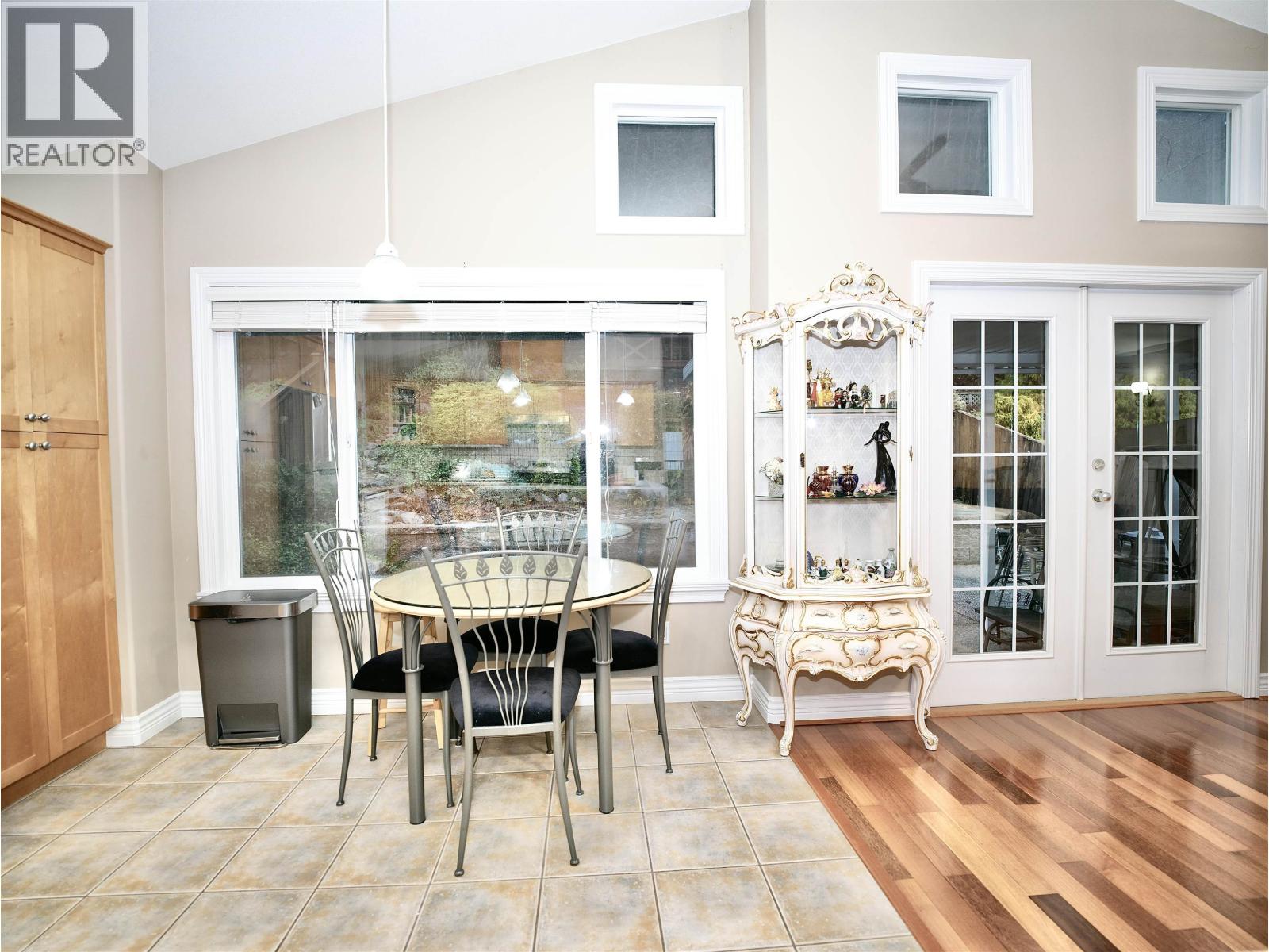 3035 MAPLEWOOD COURT, Coquitlam